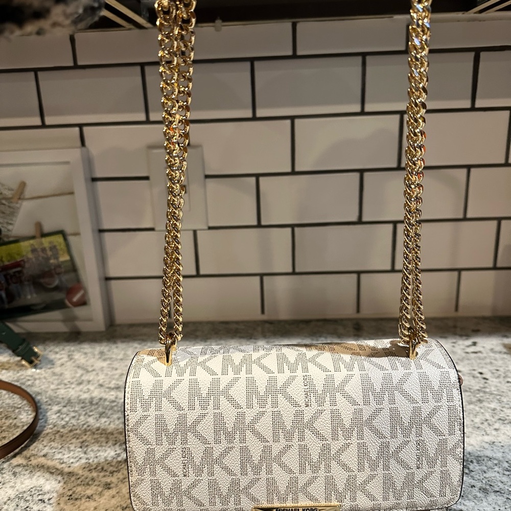 Barely used Michael Kors purse